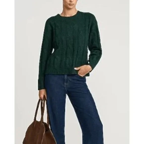 Express Women's Size Medium Emerald Green Cable Knit Crew Sweater - Picture 2 of 9